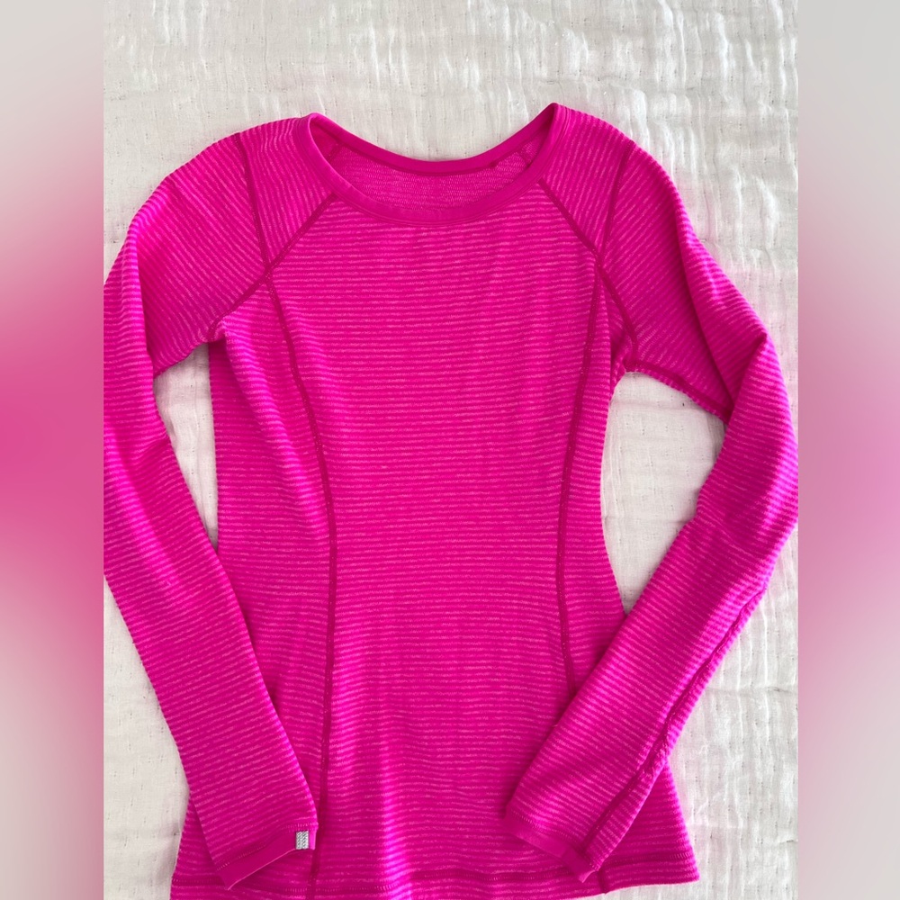 Lululemon Sz 4 super soft Rulu *Reversible* Long Sleeve Top Bright Pink EUC